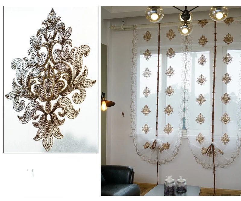 Elegante Raffgardine mit barocker Stickerei