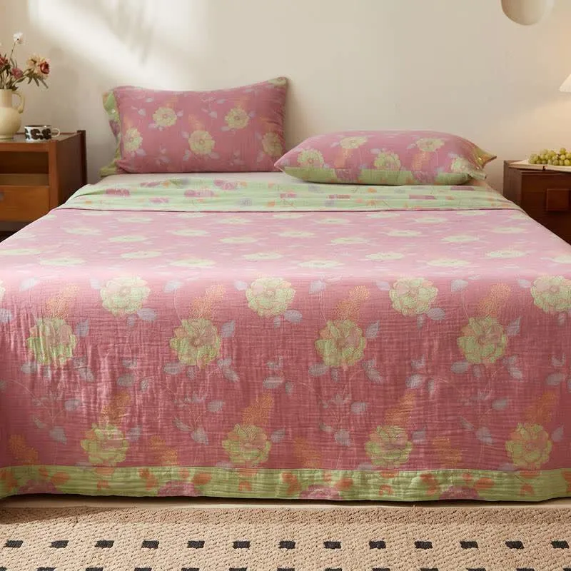 Verträumte Tagesdecke aus Baumwollmusselin in Pastellfarben
