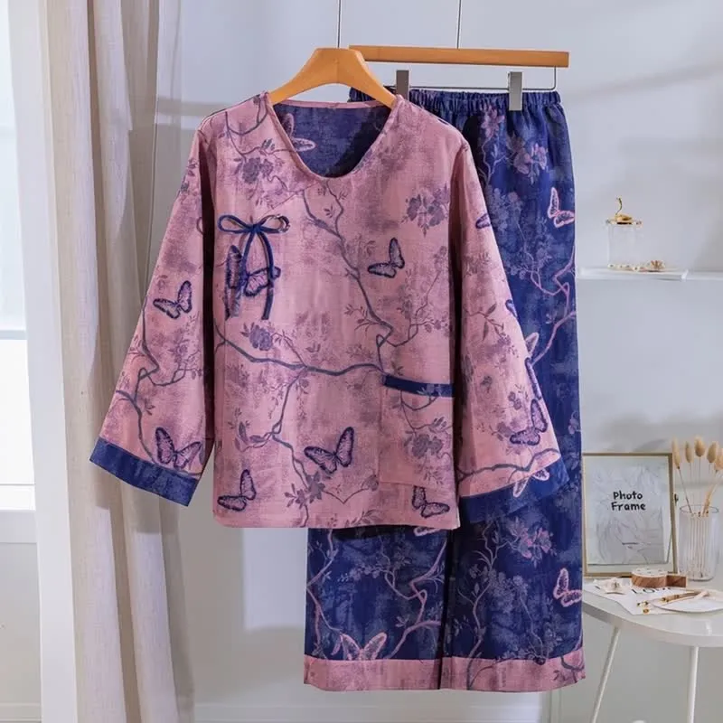 Retro-Loungewear-Set aus Baumwolle mit lila Schmetterlings- und Blumenmuster