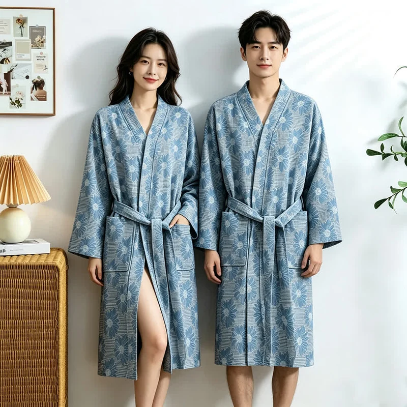 Kimono-Bademantel aus Baumwolle mit Sonnenblumenmuster und Waffelmuster