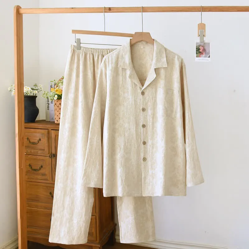Minimalistisches Loungewear-Set für Paare mit Knopfleiste