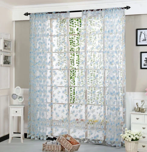 Gardine mit floralem Muster 3D-Optik
