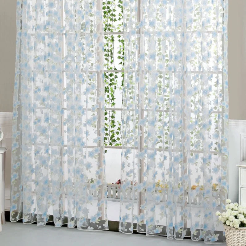Gardine mit floralem Muster 3D-Optik