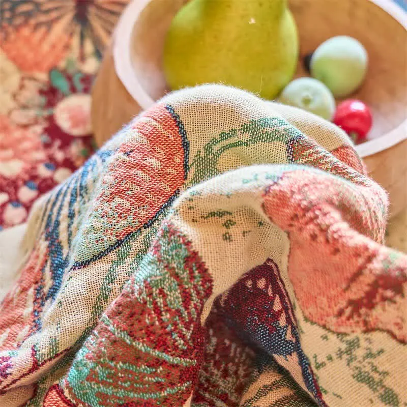 Verzauberte Tagesdecke aus Musselin mit Schmetterlings- und Blumenmuster