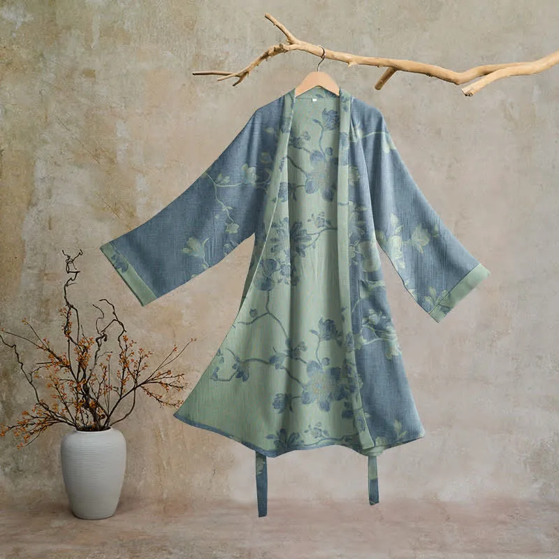 Kimono-Bademantel aus Baumwolle, salbeiblau mit Blumenmuster