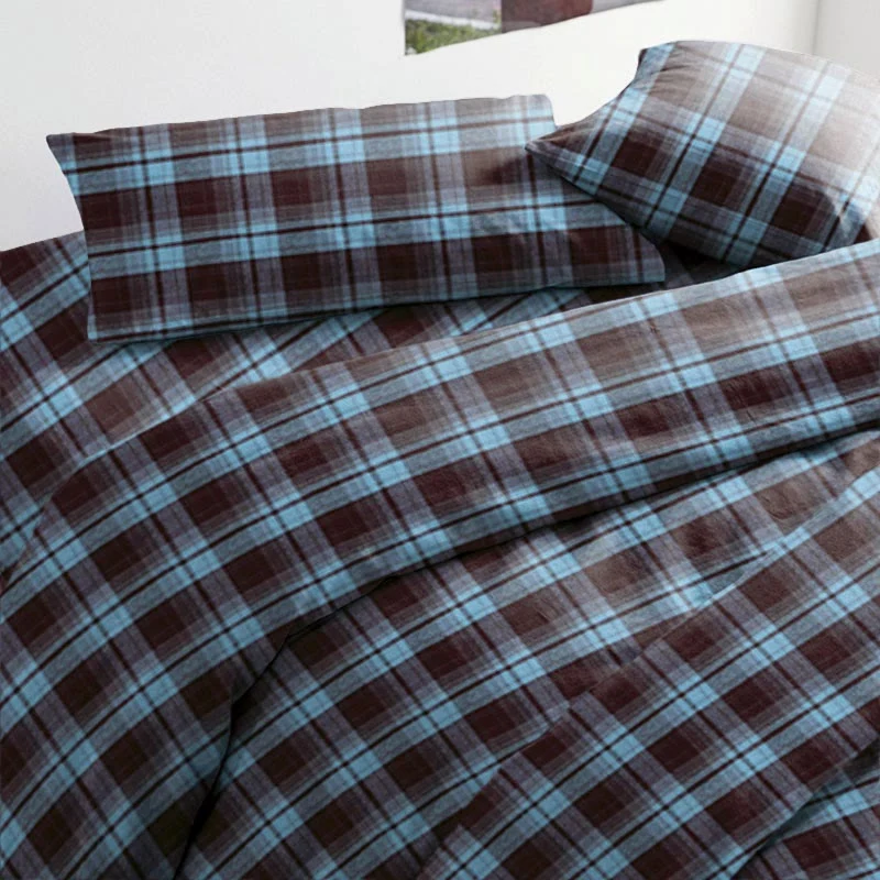 Klassisches kariertes Bettwäscheset für Einzelbett XL im Studentenwohnheim