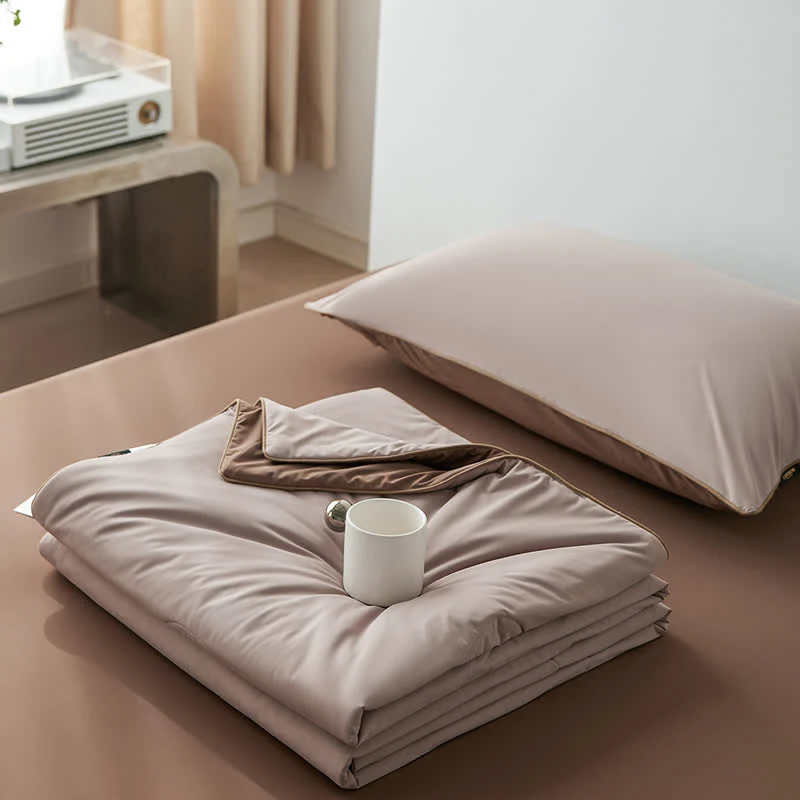 Nordic Cooling Lightweight Summer Blanketer