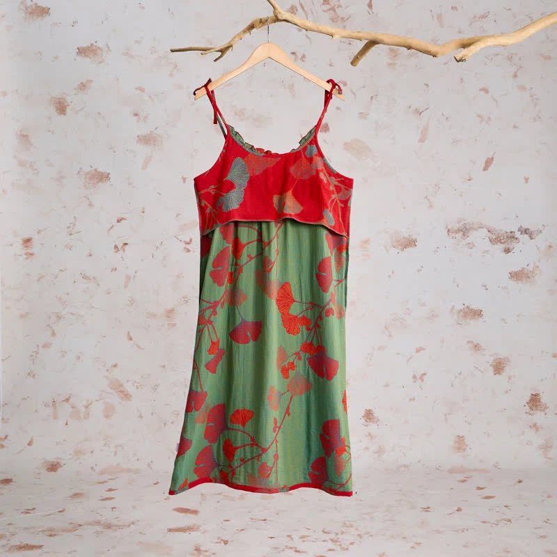 Maxikleid mit Ginkgoblatt-Schnittmuster