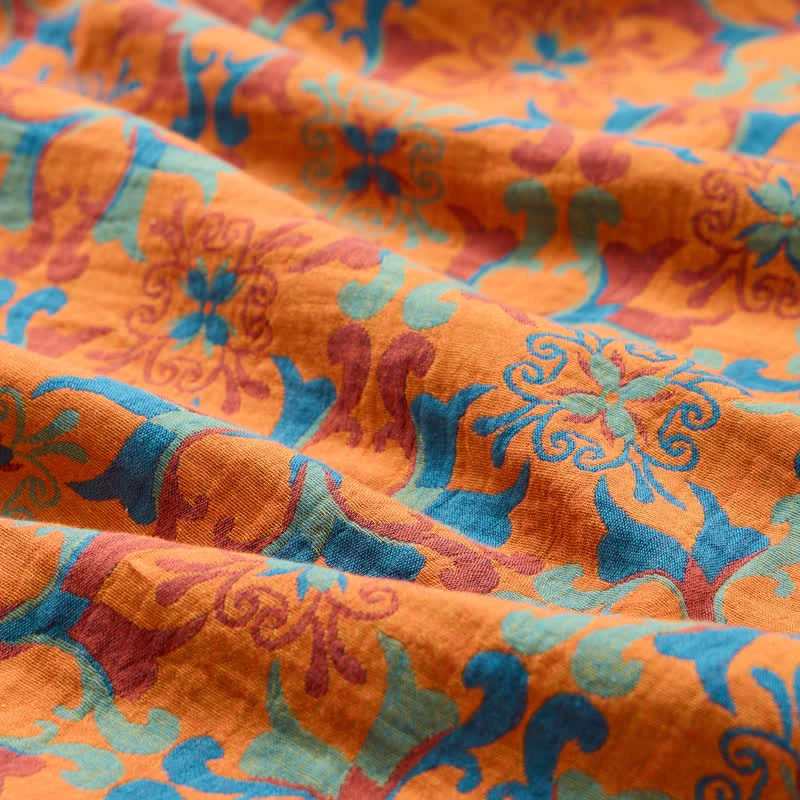 Baumwoll-Jacquardstoff mit floralem Medaillonmuster