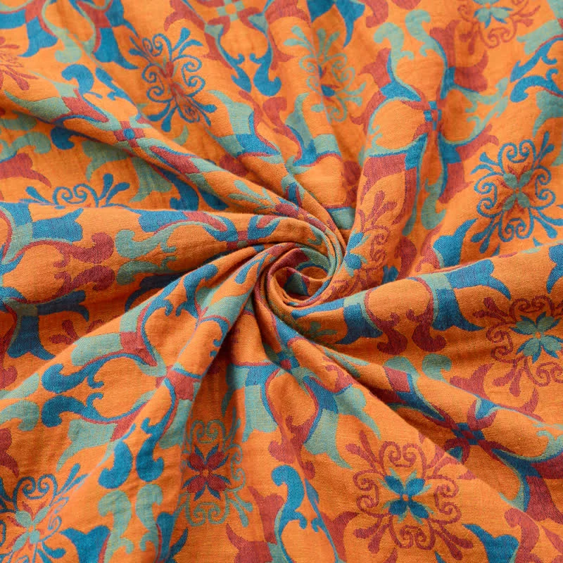 Baumwoll-Jacquardstoff mit floralem Medaillonmuster
