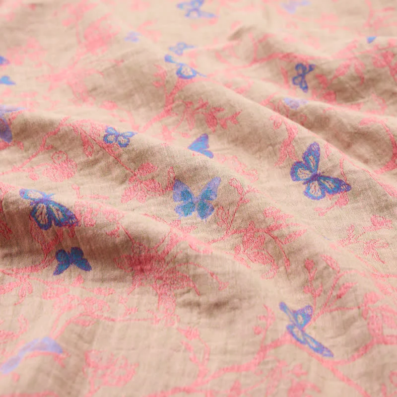 Baumwoll-Jacquardstoff mit Schmetterlingsrankenmuster