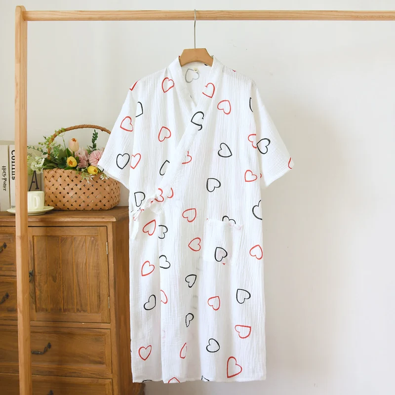 Kimono-Bademantel aus Musselin mit Herzmuster