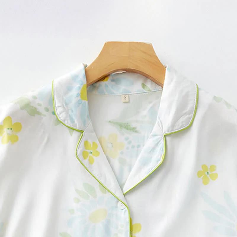 Pyjama-Shorts-Set mit Sonnenblumen-Minz-Kontrastbesatz