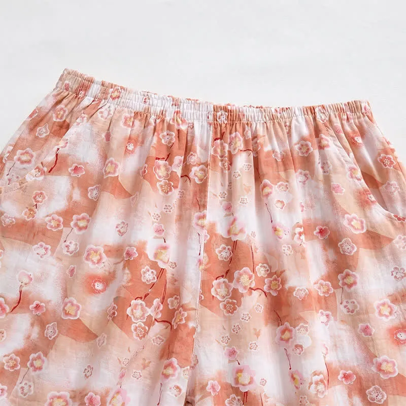 Sommerliche, geblümte Baumwoll-Shorts zum Entspannen