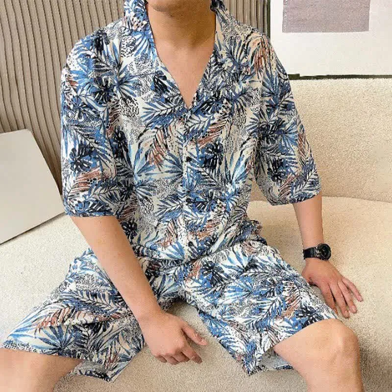 Loungewear-Set mit tropischem Blätterprint