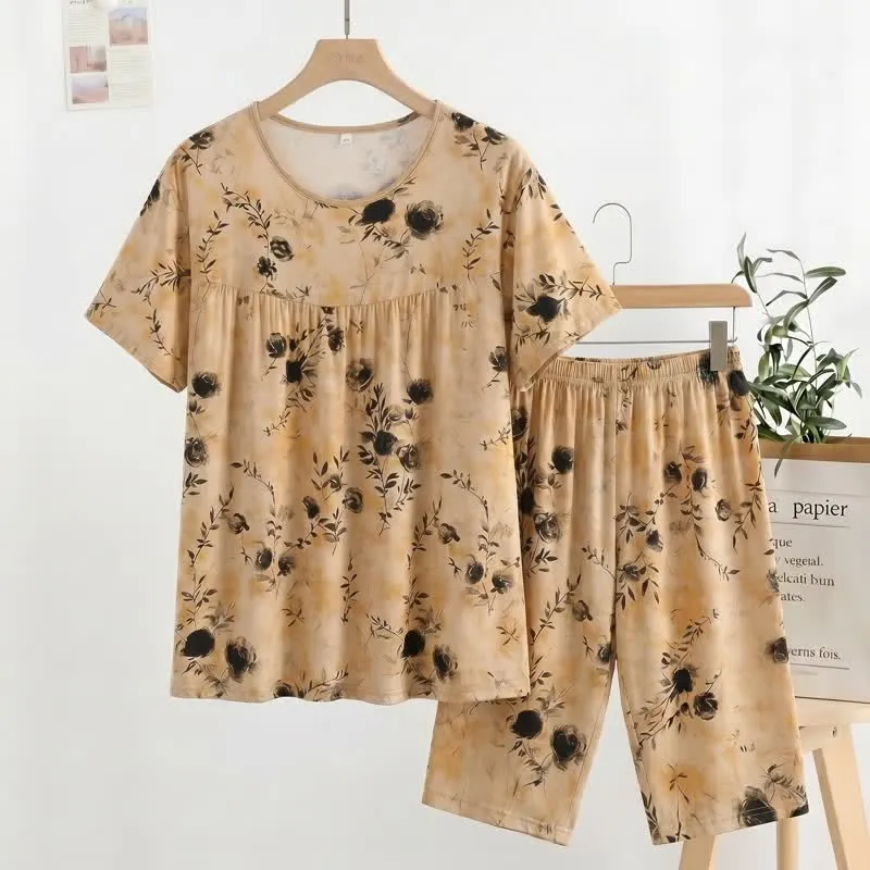 Vintage Damenpyjama mit Blumenmuster und kurzen Ärmeln