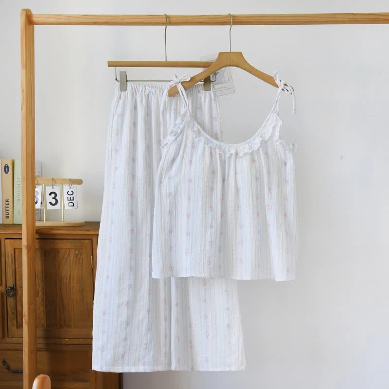 Rüschen-Pyjama mit Streifen und Blumenmuster aus Baumwolle