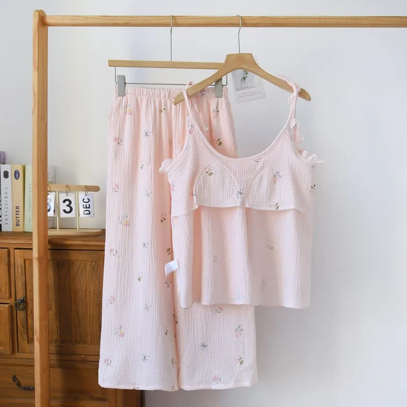 Rüschen-Baumwoll-Cami-Pyjama mit zartem Blumenmuster
