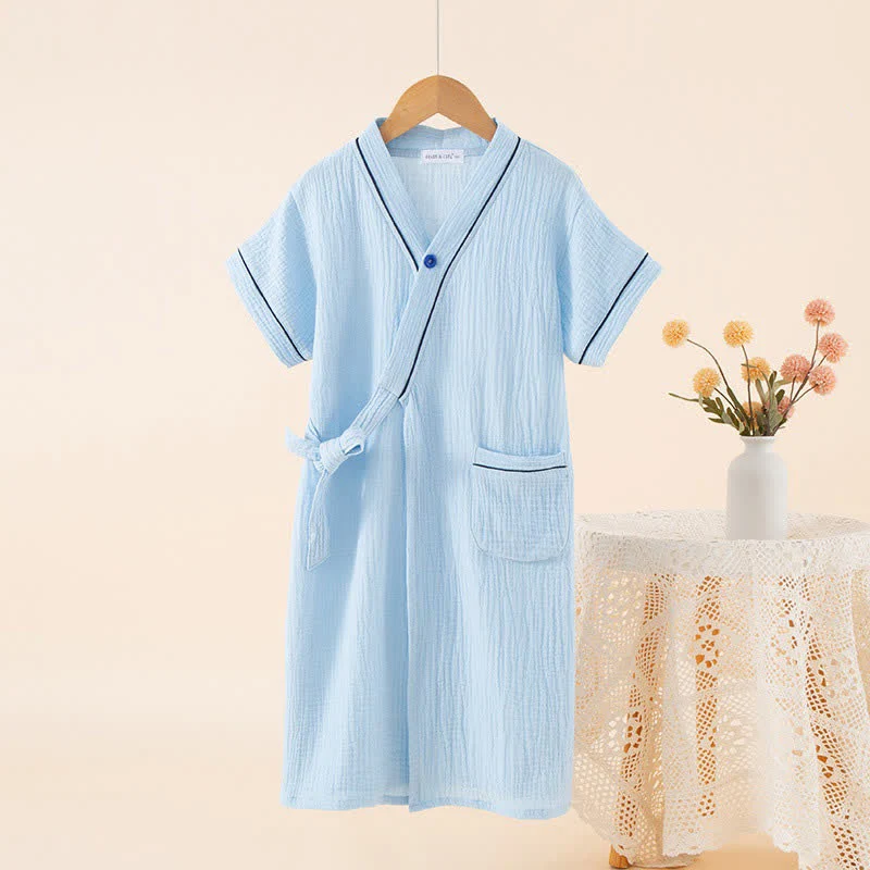 Blauer Kimono-Bademantel aus Baumwollgaze für Kinder