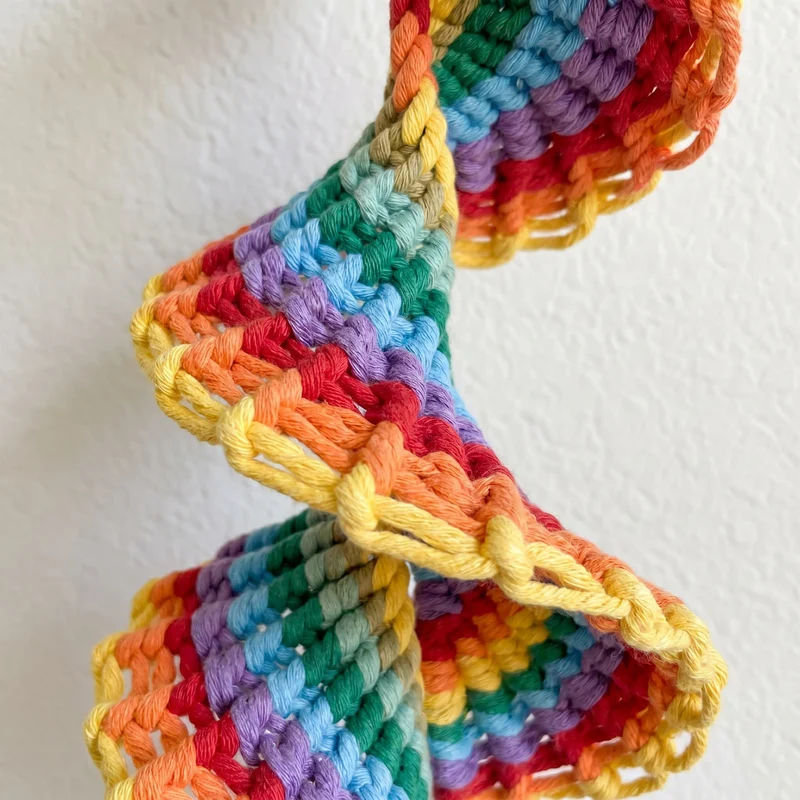 Boho-Regenbogen-Makramee-Hängeglocke als Wanddekoration