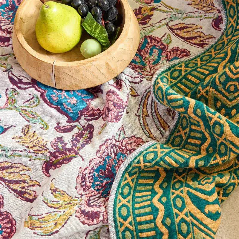 Vintage-Steppdecke aus Baumwolle mit böhmischem Blumenmuster