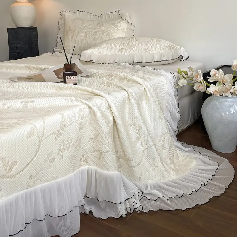 Bettwäsche-Set mit Rüschen, Blumenmuster und Zweigen