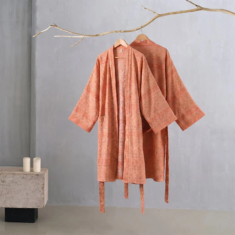 Kimono-Bademantel aus Baumwolle mit ethnischem geometrischem Muster