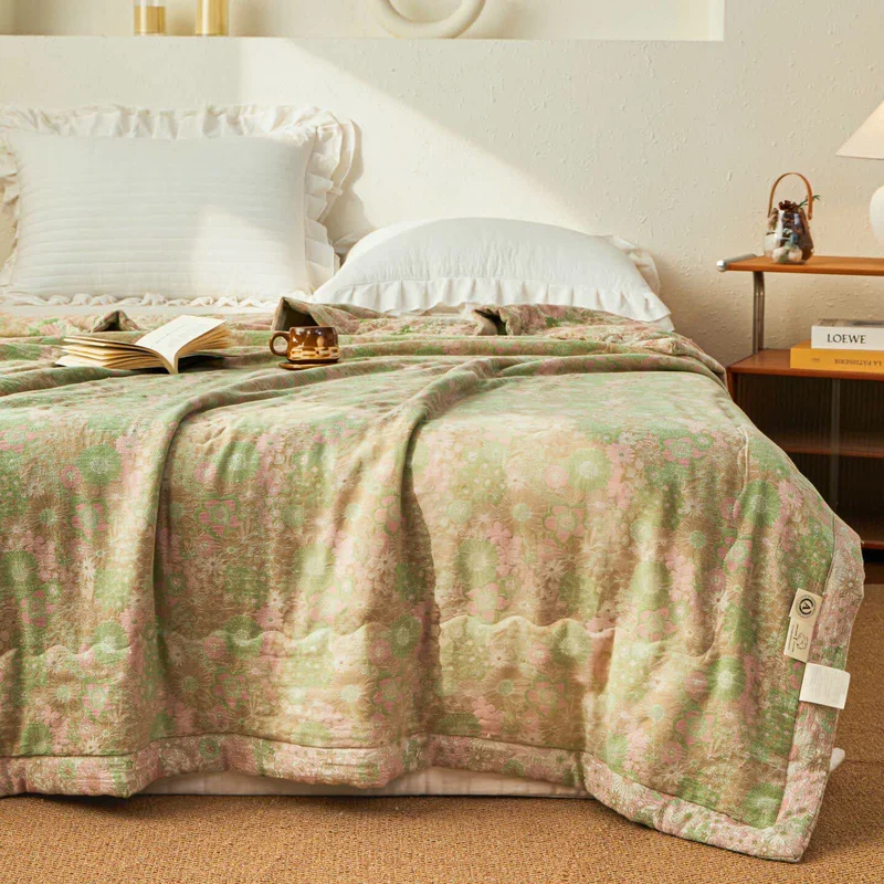 Garngefärbte Boho-Blumen-Jacquard-Musselindecke