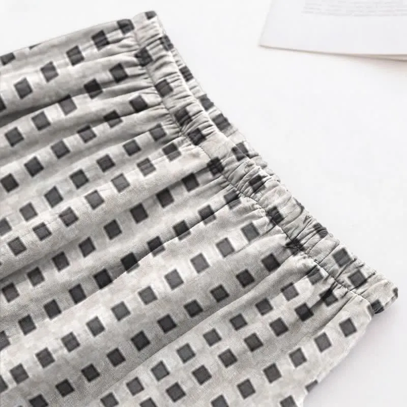 Unisex Mini-Karo-Pyjama-Set mit V-Ausschnitt