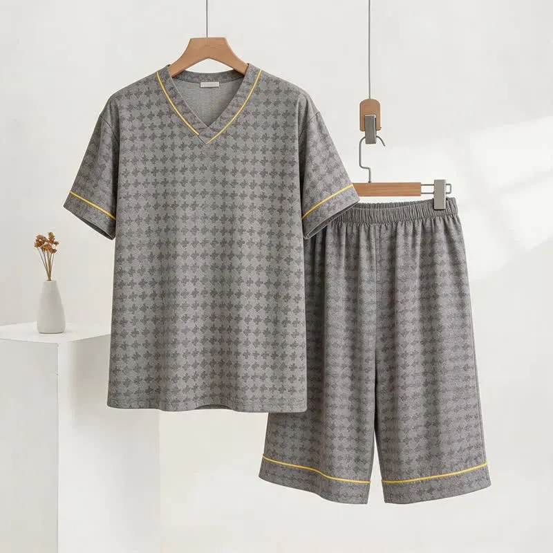 Graues Loungewear-Set mit geometrischem V-Ausschnitt