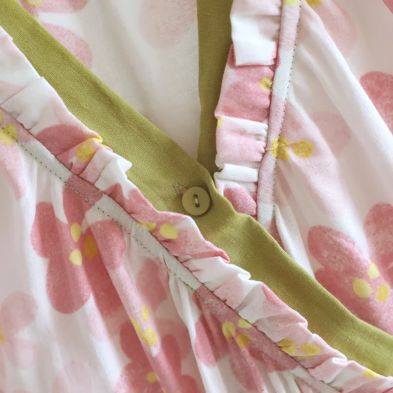 Sakura Blumenmuster Kimono-Nachthemd aus Baumwollgaze
