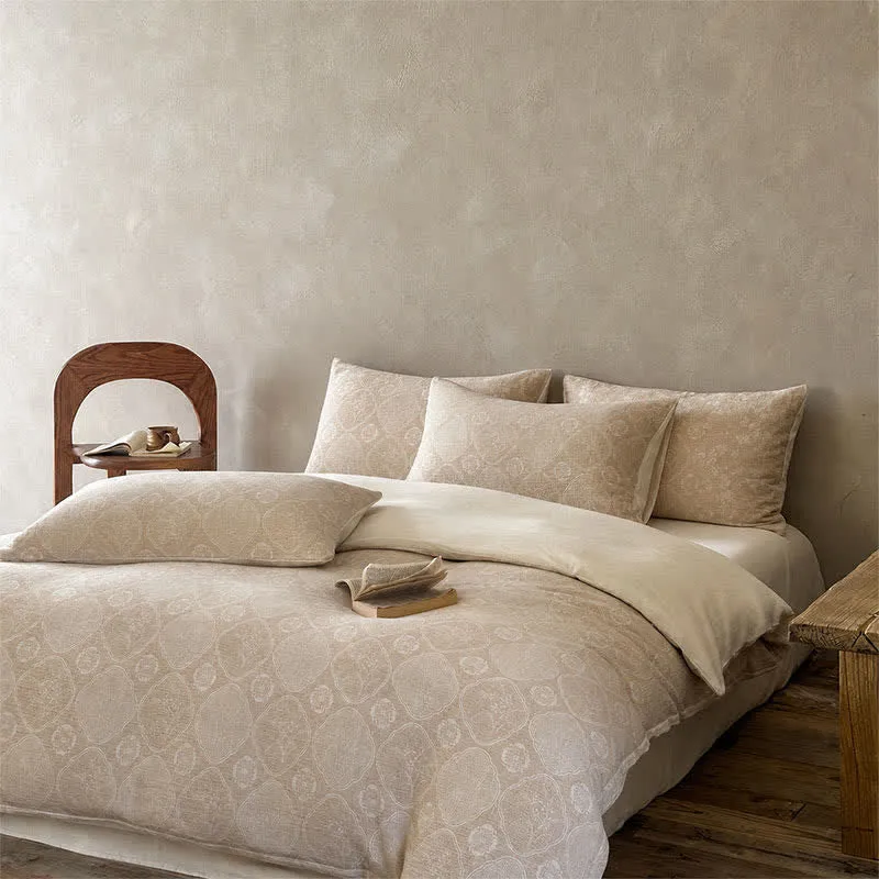 Bettwäsche-Set aus Baumwolle mit geometrischem Blumenmuster in Kamelfarbe und Jacquard-Design