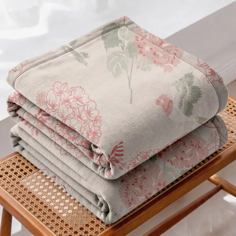 Jacquard-Steppdecke mit rosa Hortensienmuster aus Bohnenpaste