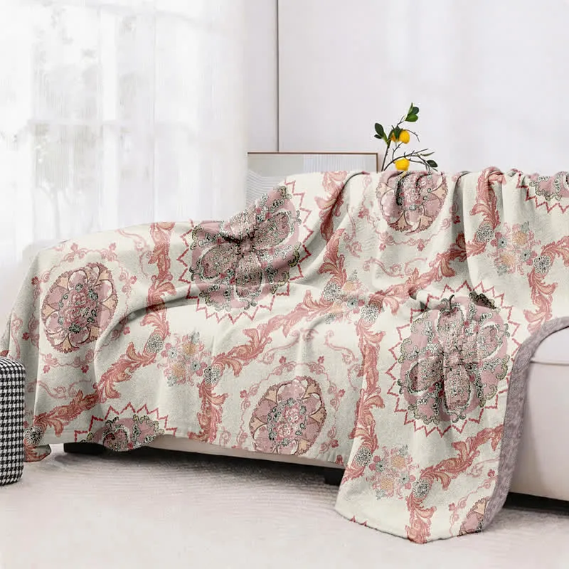Vintage-Steppdecke aus Baumwollgaze mit aufwendig verziertem Blumenmuster