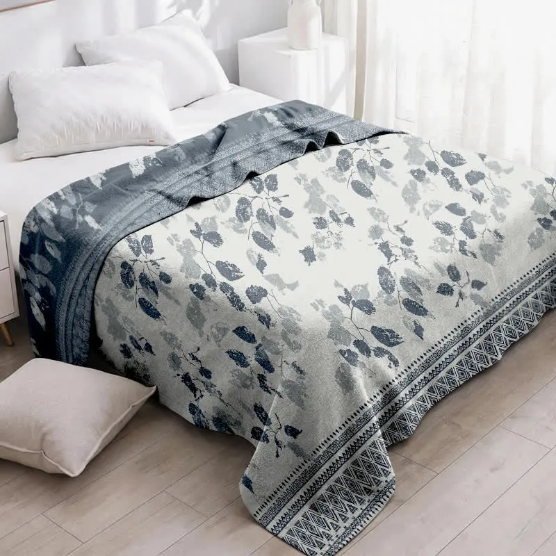 Boho-Steppdecke aus Baumwollgaze mit Blättermuster