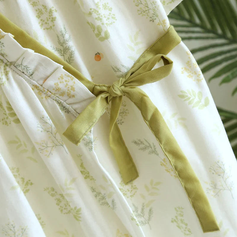 Yukata-Kleid aus Baumwollgaze mit Waldherbarium