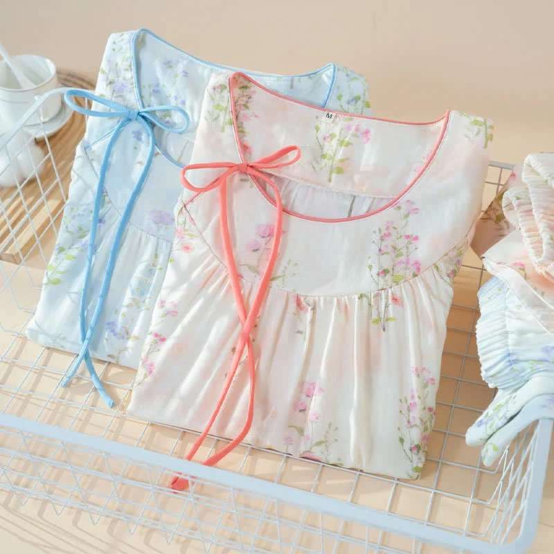 Pyjama mit Blumenmuster aus Bambus-Baumwolle mit Bindeband am Hals