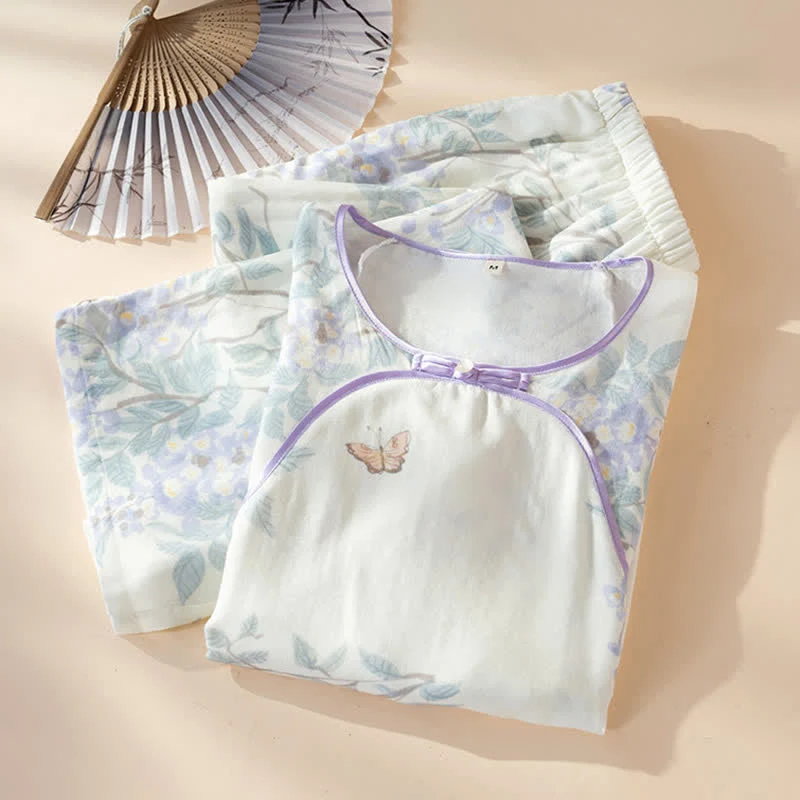 Damenpyjama aus Bambusfaser mit Blumen- und Schmetterlingsmuster