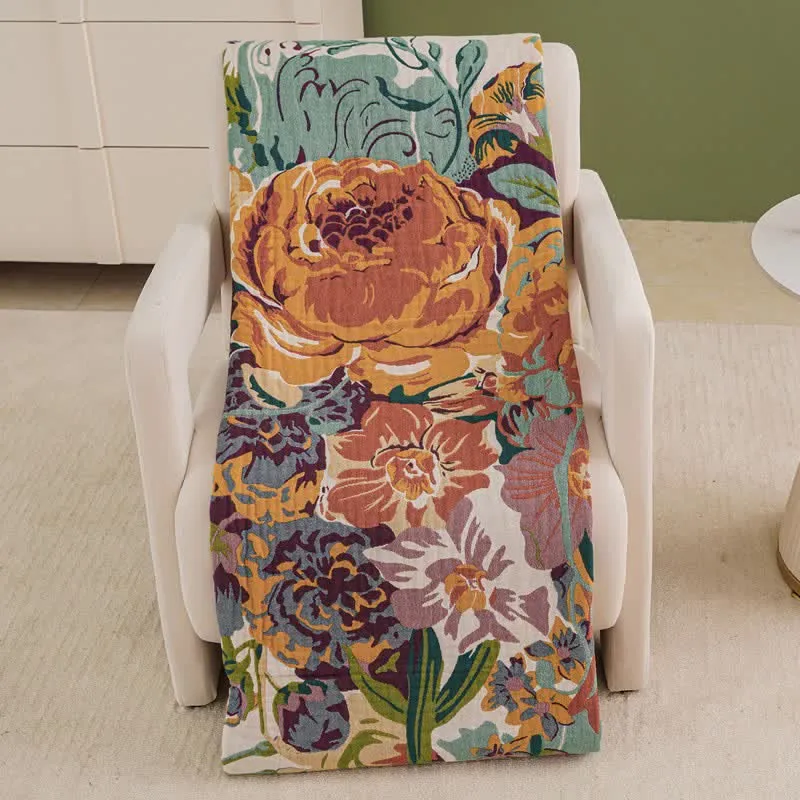 Boho-Baumwoll-Steppdecke mit blühendem Blumenmuster