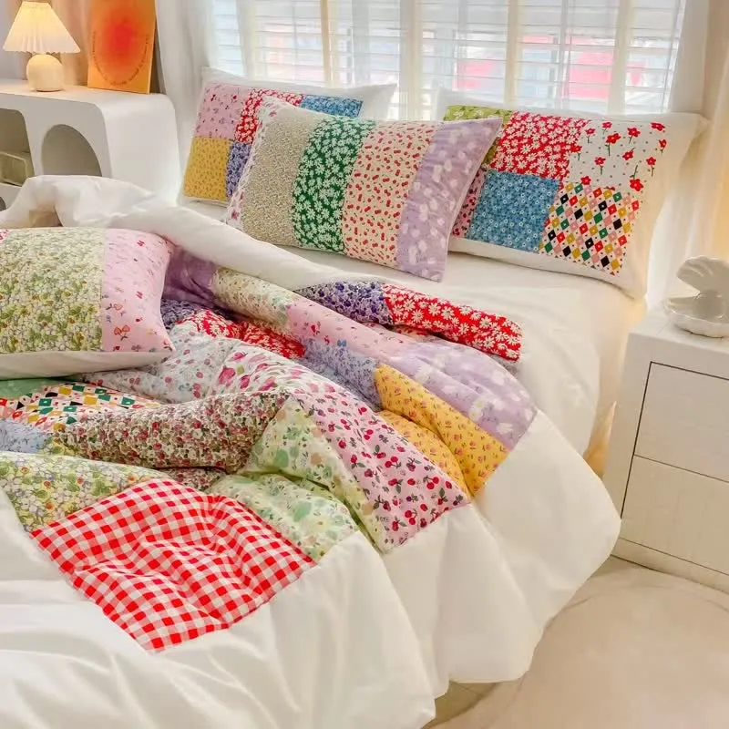 Buntes Patchwork-Bettwäscheset aus Baumwolle mit Blumenmuster