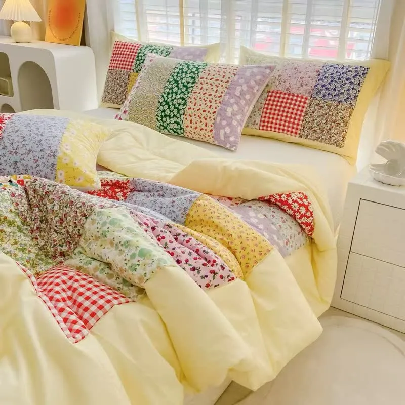 Buntes Patchwork-Bettwäscheset aus Baumwolle mit Blumenmuster