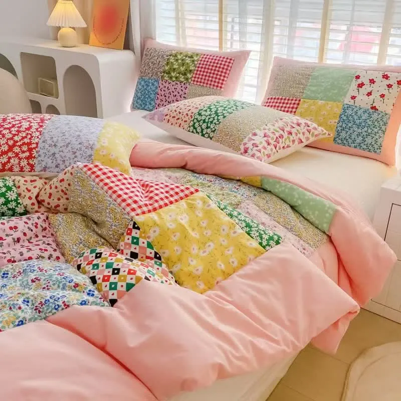 Buntes Patchwork-Bettwäscheset aus Baumwolle mit Blumenmuster
