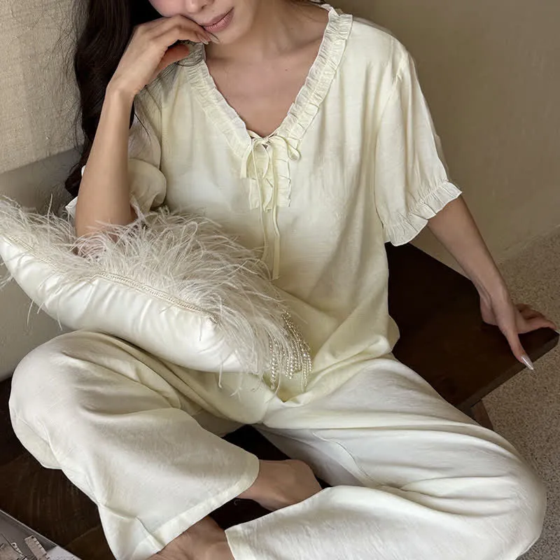 Einfarbiger, wattierter Rüschen-Pyjama-Set