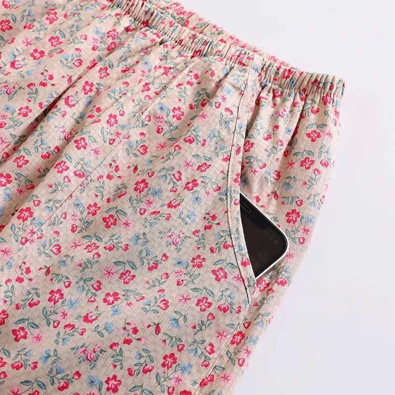 Rustikales Damen-Pyjama-Set aus Baumwolle mit Blumenmuster