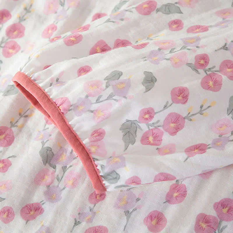 Nachtkleid aus Baumwolle in pastoralem Rosa mit Blumenmuster
