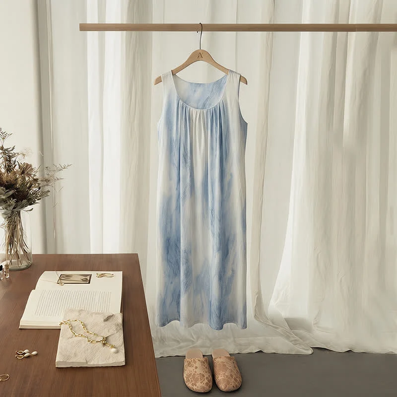 Hellblaues ärmelloses, wattiertes Loungekleid