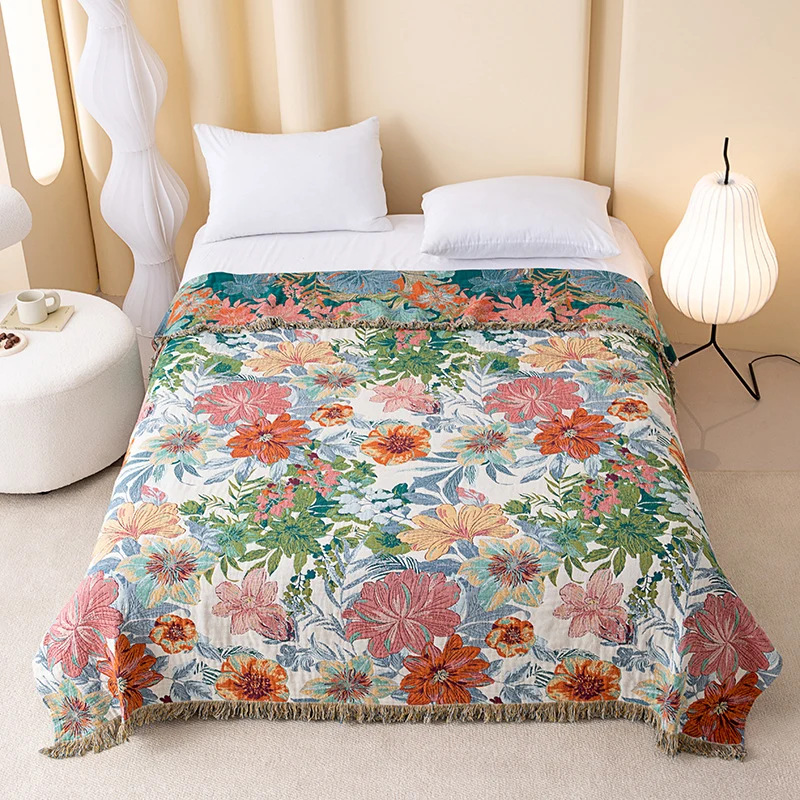 Wendbare Vintage-Gaze-Steppdecke mit tropischem Blumenmuster