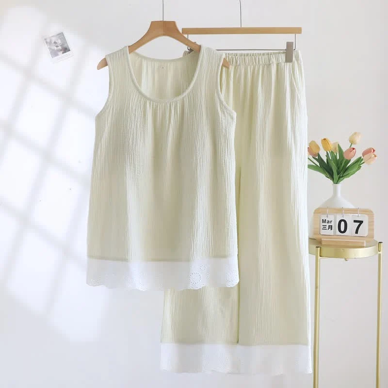Loungewear-Set aus einfarbiger Baumwollgaze und Spitze