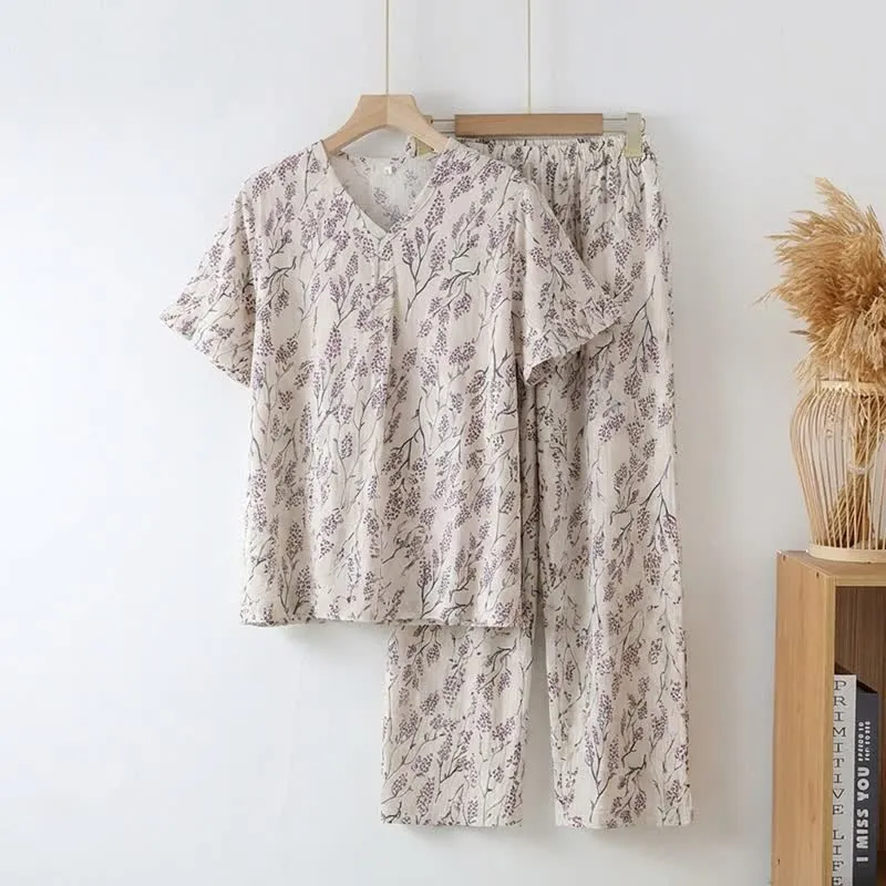 Loungewear-Set aus Baumwolle mit botanischem Blumenmuster