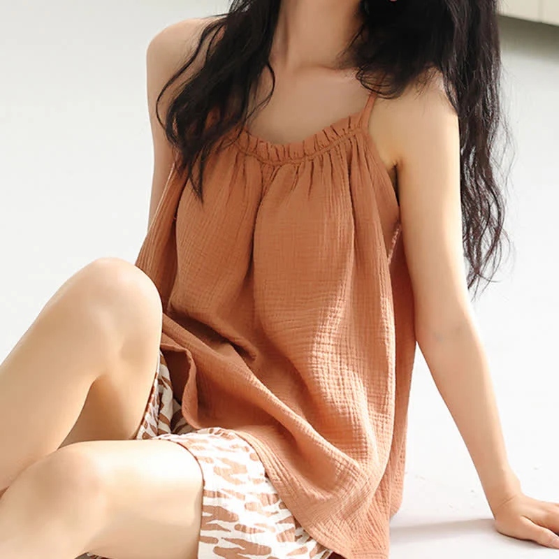 Pyjama-Set mit Camisole und abstrakt gestreiften Shorts